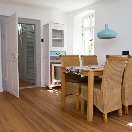 Gaestezimmer Mittelgasse *