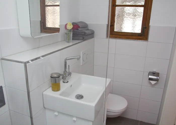 Gaestezimmer Mittelgasse Lägenhet *